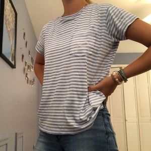 shortsleeved vineyard vines tee